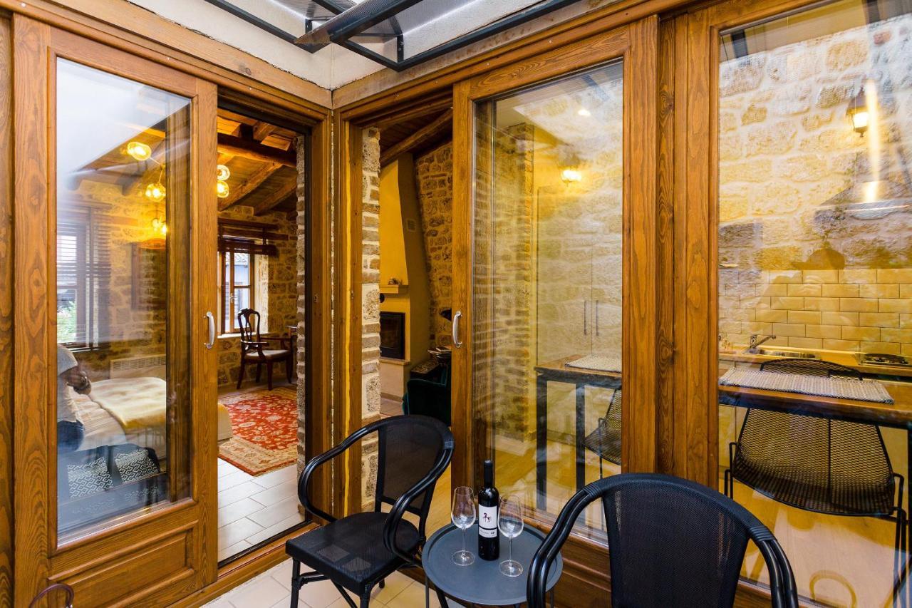 Blossom Rooms & Suite Veria  Bagian luar foto