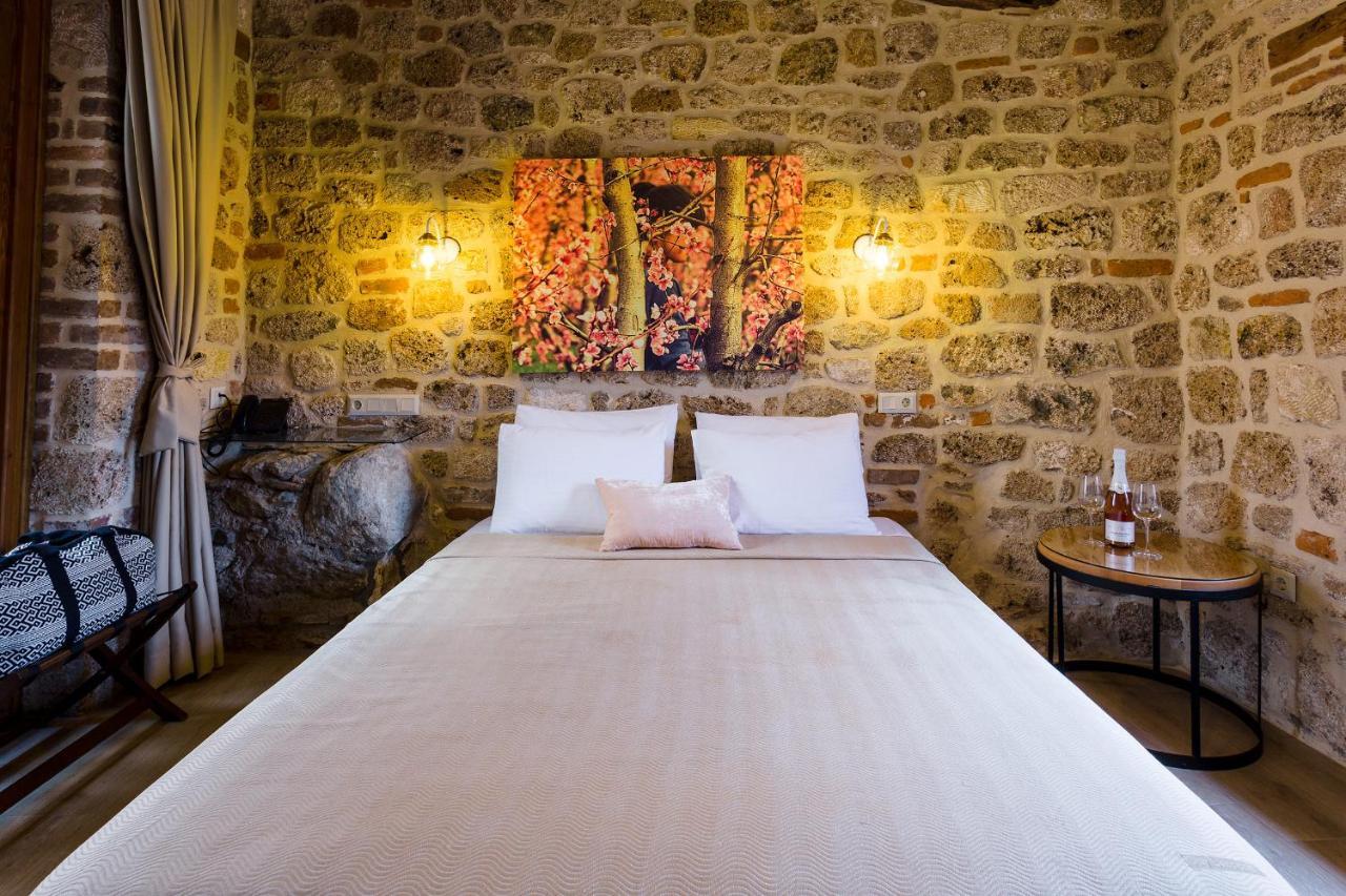Blossom Rooms & Suite Veria  Bagian luar foto
