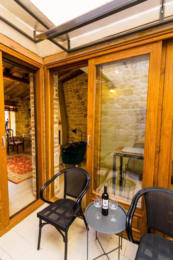 Blossom Rooms & Suite Veria  Bagian luar foto