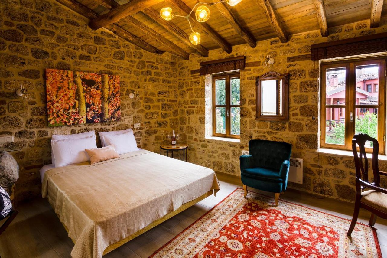 Blossom Rooms & Suite Veria  Bagian luar foto