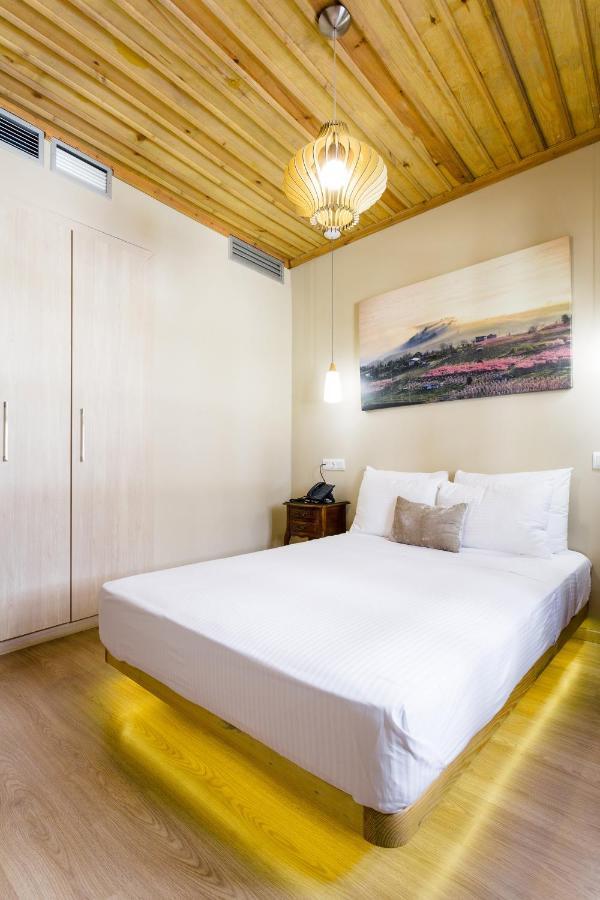 Blossom Rooms & Suite Veria  Bagian luar foto